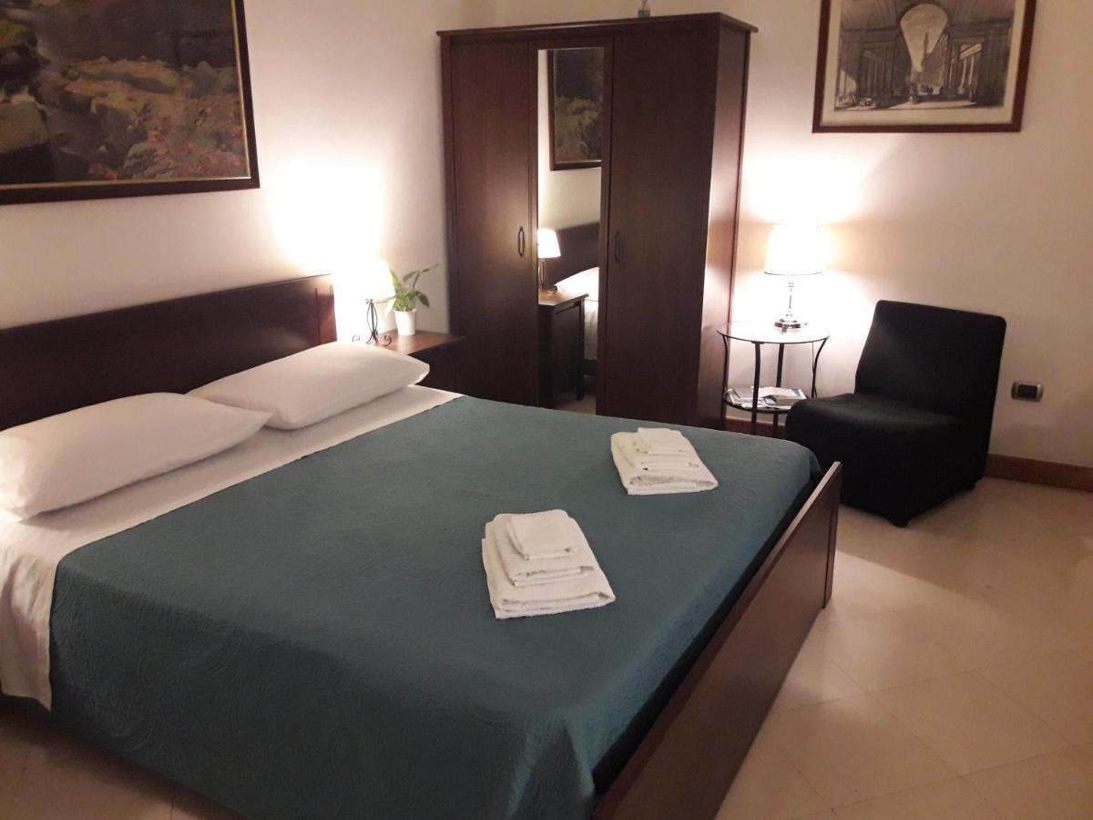 Guest Room Via Dei Passeri Каляри Екстериор снимка