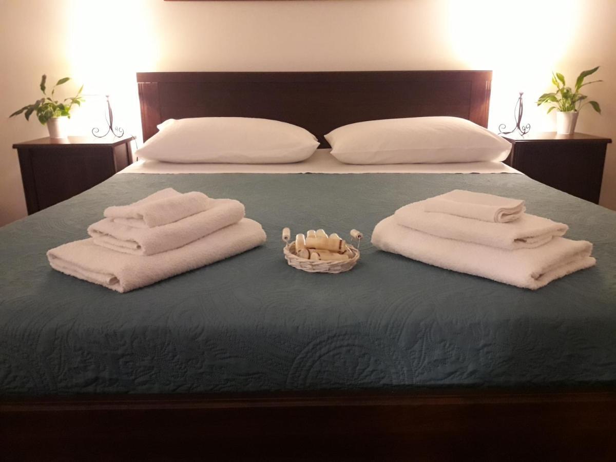 Guest Room Via Dei Passeri Каляри Екстериор снимка