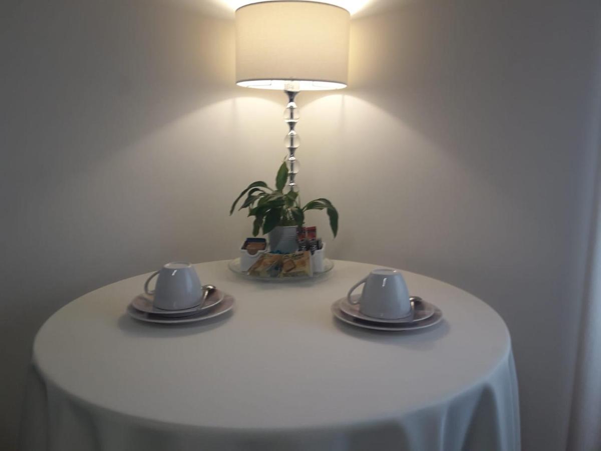 Guest Room Via Dei Passeri Каляри Екстериор снимка