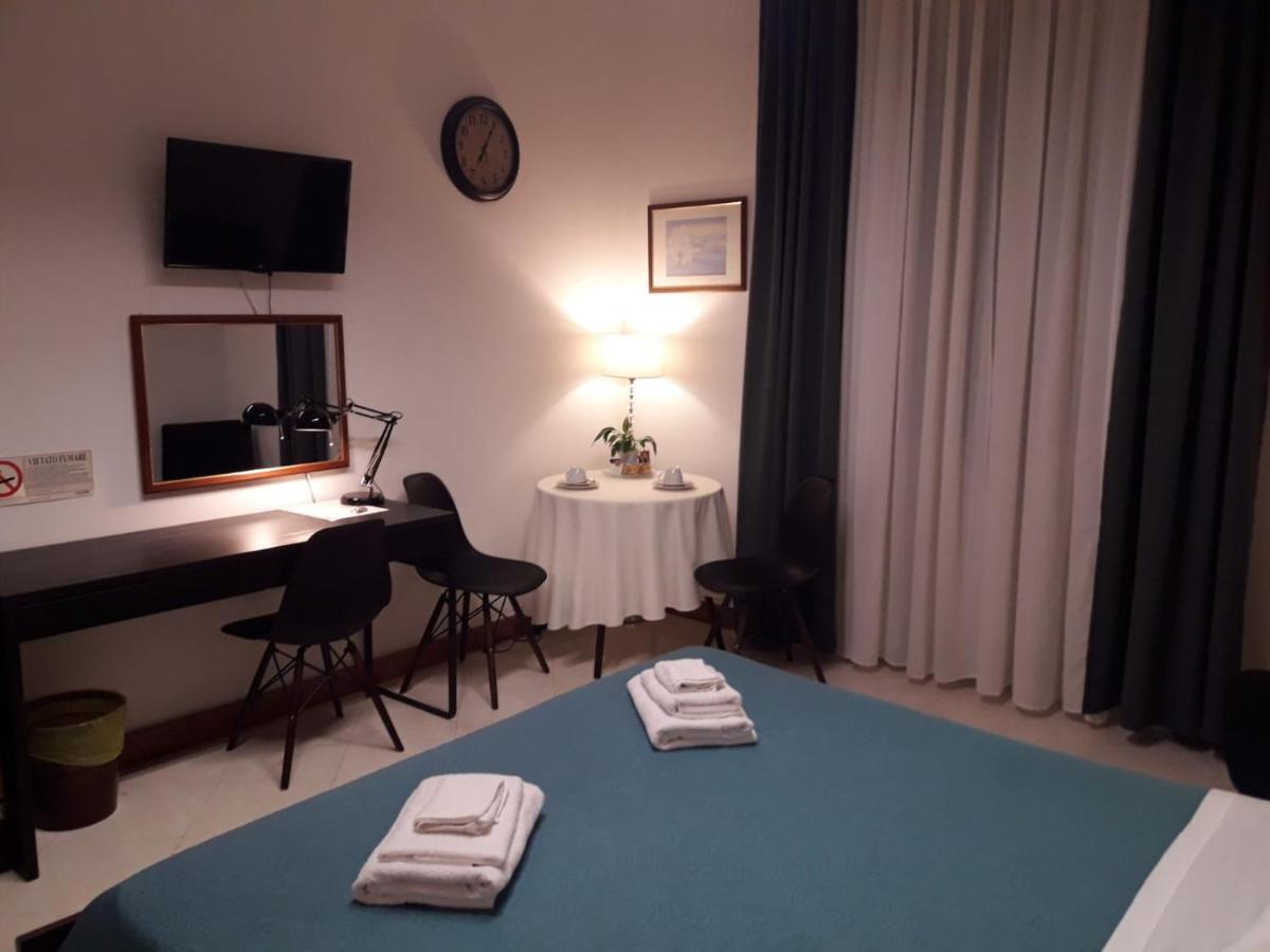 Guest Room Via Dei Passeri Каляри Екстериор снимка